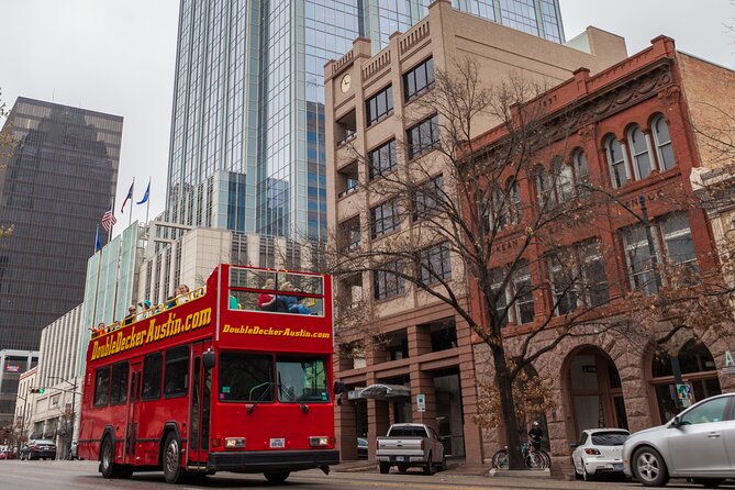 Double Decker Austin Single Loop Sightseeing Tour - Board at the Austin Visitor Center, then pick your deck