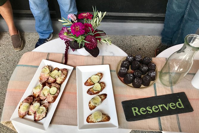 Downcity Providence Food Tour - What you taste, from Rhode Island classics to beer flights