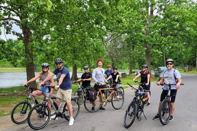 Downtown Nashville's Hidden Gems E-bike Tour - The Gulch to Country Music Hall of Fame: How Nashville Changes Its Clothes