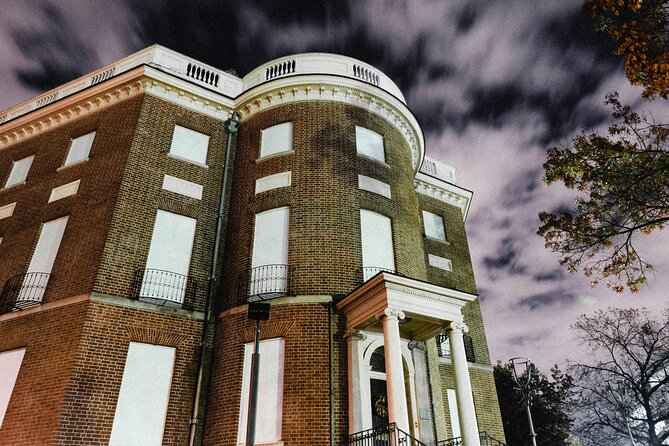 Dreaded Dead Descent of the District: DC Ghost Tour - What to wear, what to bring, and how to stay comfortable