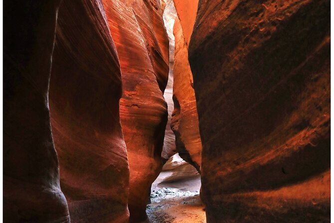 East Zion Crimson Canyon Hike & UTV Adventure - Canyon water and weather changes: staying safe and dry when nature has plans