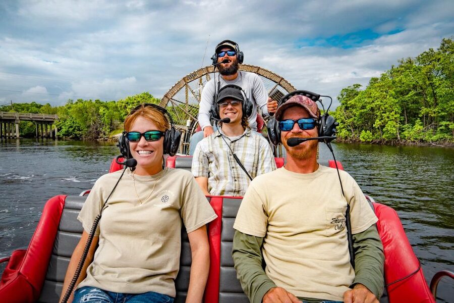 Everglades: Mangrove Maze Airboat Tour and Boardwalk - What to bring, and what to avoid