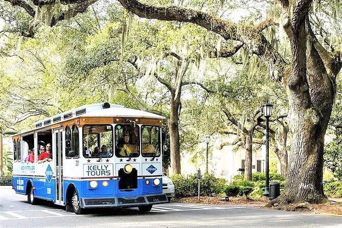 Explore Savannah Sightseeing Trolley Tour with Bonus Unlimited Shuttle Service - Getting Oriented Fast: Martin Luther King Jr Blvd to the Historic District Loop