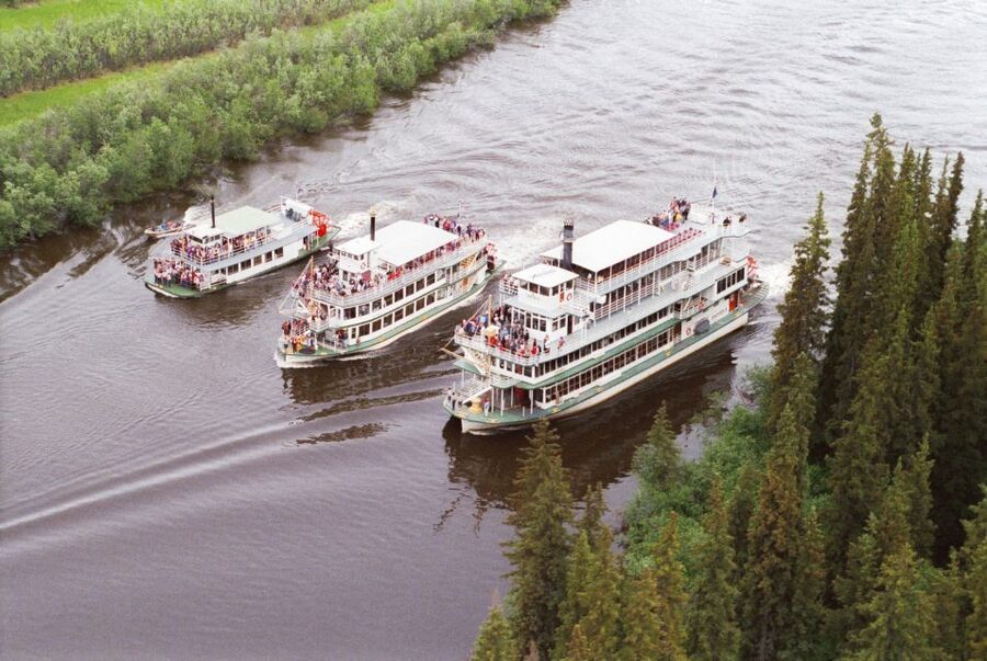 Fairbanks: Riverboat Cruise and Local Village Tour - Food on Board and at Captain’s Corner: Snacks Included, Meals Optional