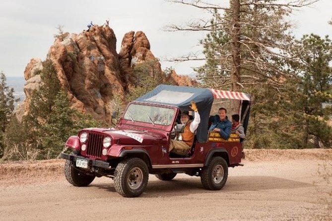 Foothills, History, and Garden of the Gods Jeep Tour - Cheyenne Canyon, Railroad Tunnels, and the “Wait, What Is That?” Moments