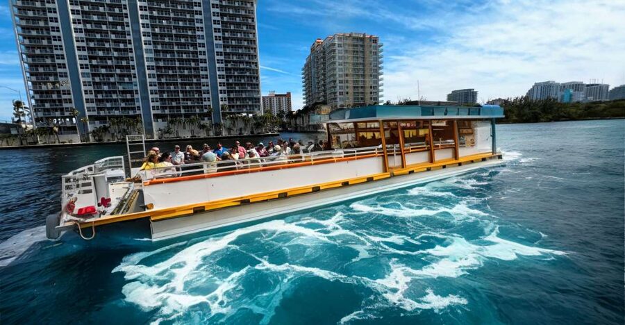 Fort Lauderdale: Millionaire's Row Cruise with Drinks - The 75 minutes: what you really get (and what you do not)