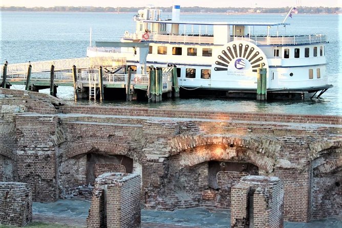Fort Sumter Admission and Self-Guided Tour with Roundtrip Ferry - The 30-minute narrated harbor cruise: your story begins on the water