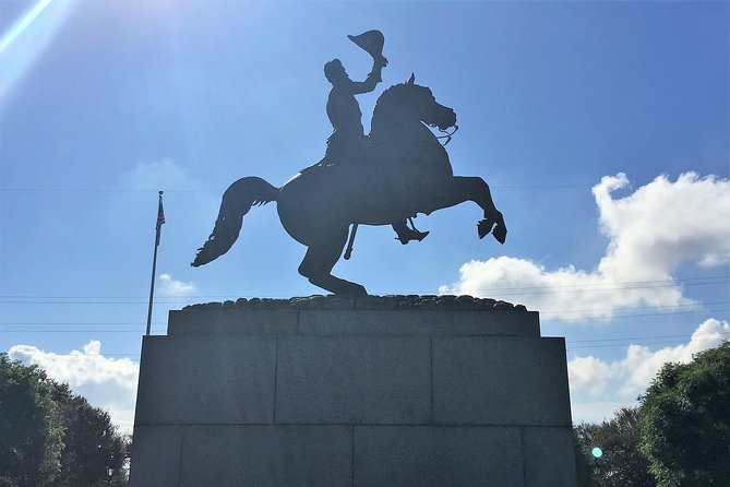 French Quarter Historical Sights and Stories Walking Tour - Jackson Square finish: the city in one glance