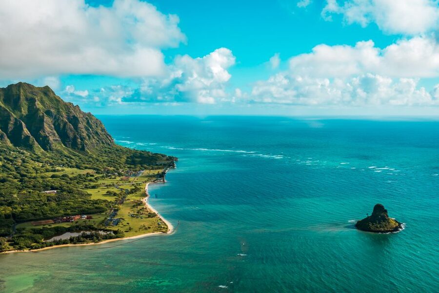 From Honolulu: Oahu 60min Helicopter Tour with Doors Off/On - East Coast Icons: Chinaman’s Hat, Kaʻa’awa Valley, and Sacred Falls