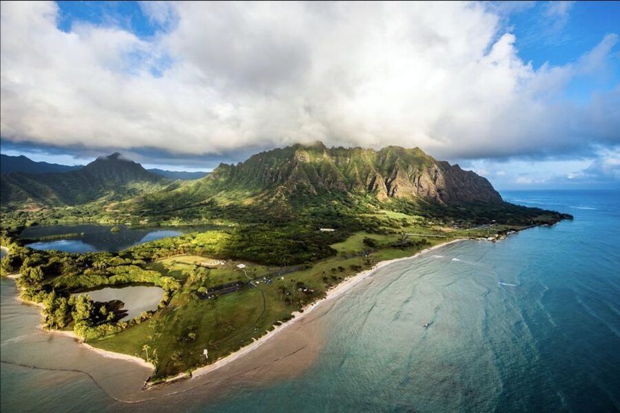 From Honolulu: Oahu 60min Helicopter Tour with Doors Off/On - What the Pilot Experience Really Feels Like