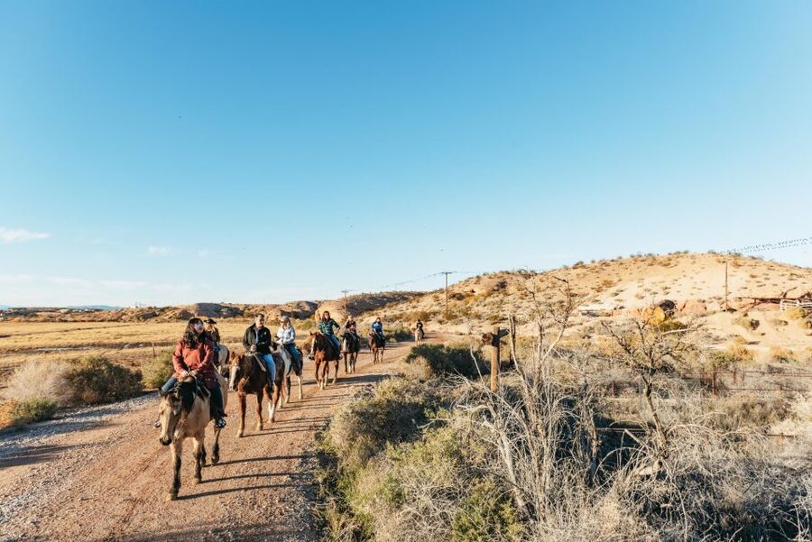 From Las Vegas: Desert Sunset Horseback Ride with BBQ Dinner - Practical tips for your best night in the saddle