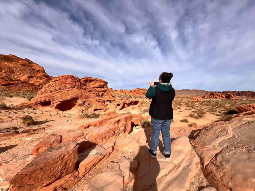 From Las Vegas: Valley of Fire State Park Guided Day Tour - Fire Canyon plus Seven Sisters lunch, a well-timed break