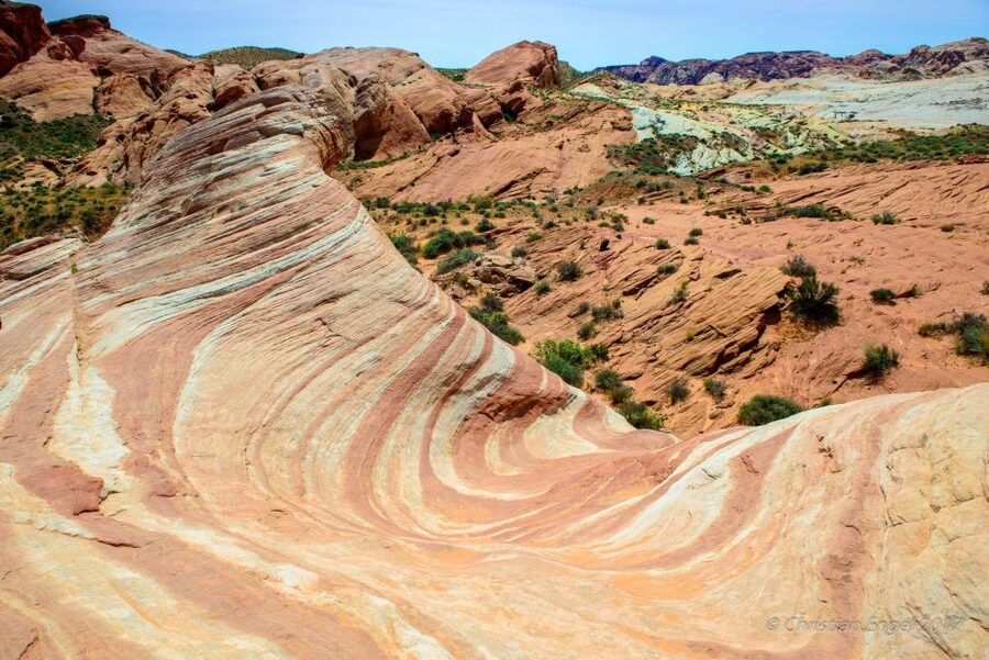 From Las Vegas: Valley of Fire State Park Tour - Hotel pickup, quick desert viewpoints, and how the drive sets the tone