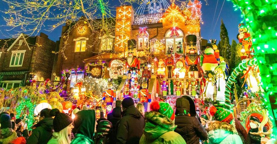 From Manhattan: 4-Hour Dyker Heights Holiday Lights Bus Tour - Dyker Heights rule: buses do not go in, so you do the walking