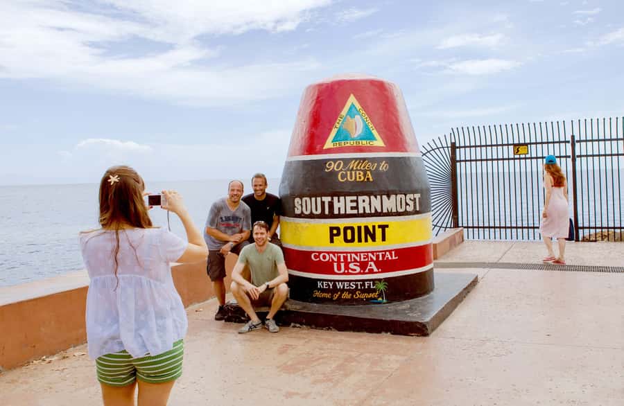 From Miami: Key West Day Tour by Motor Coach Bus - Your Free Time in Key West: How to Spend a Limited Window