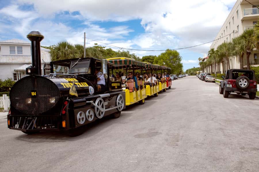 From Miami: Key West Day Tour by Motor Coach Bus - Comfort, Cleanliness, and the Little Things That Affect Your Day