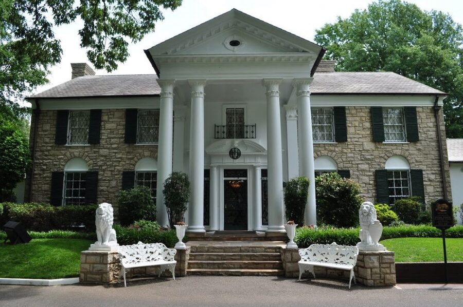 From Nashville: Memphis Tour with Graceland VIP Access - Graceland VIP Access: How to Spend Your 3.5 Hours Like a Pro
