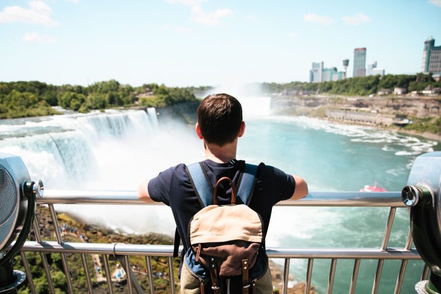 From NYC: Niagara Falls Full-Day Tour with Maid of the Mist - The coach ride: Wi-Fi, rest stops, and surviving 7 to 8 hours