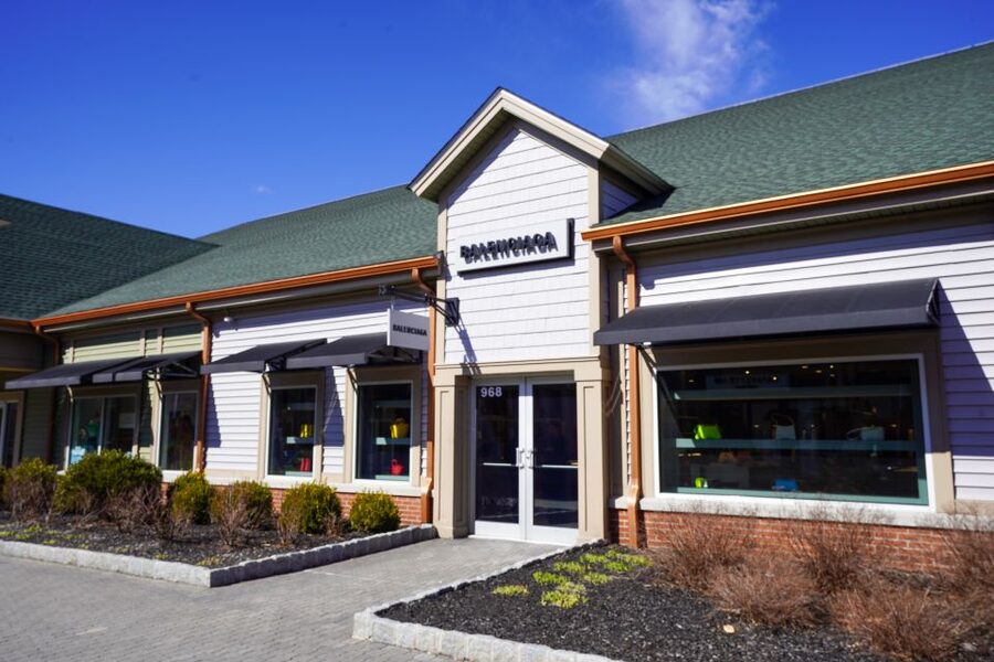 From NYC: Woodbury Common Premium Outlets Shopping Tour - Planning Your Day So You Don’t Lose Hours