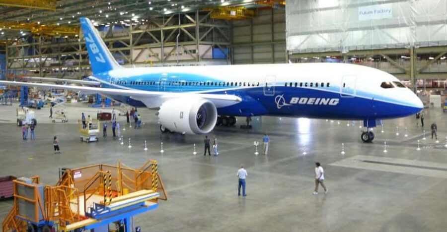 From Seattle: Boeing Factory and Future of Flight Tour - Getting to Everett from Seattle, Hyatt pickup and the bus talk
