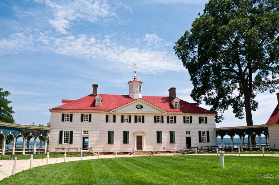 From Washington DC: Old Town Alexandria & Mount Vernon Tour - Old Town Alexandria walking tour, Christ Church, and the Masonic Temple