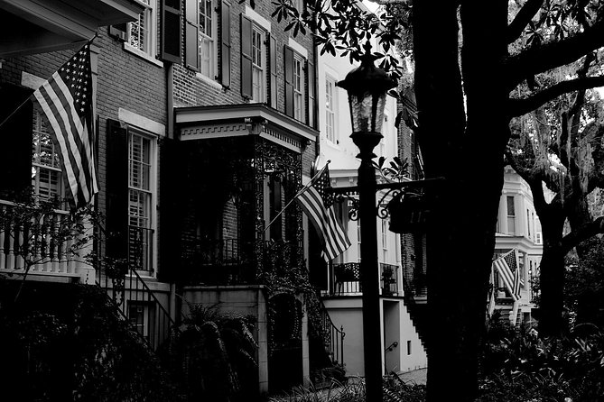 Genteel and Bard's Savannah Dark History and Ghost Encounter Walking Tour - Key Highlights I’d Plan Around