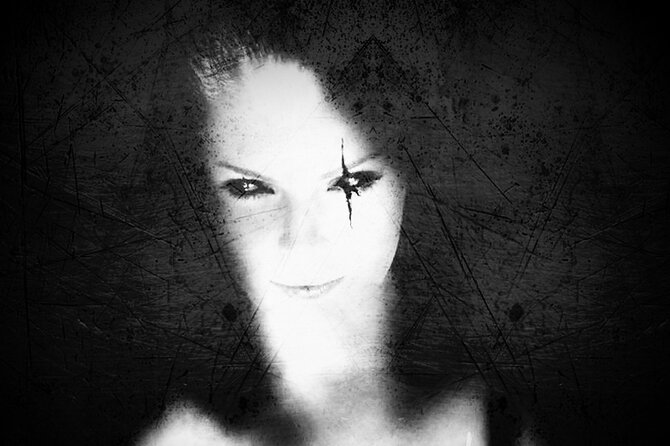Ghost Hunt Experience - How this hands-on New Orleans ghost hunt runs in real time