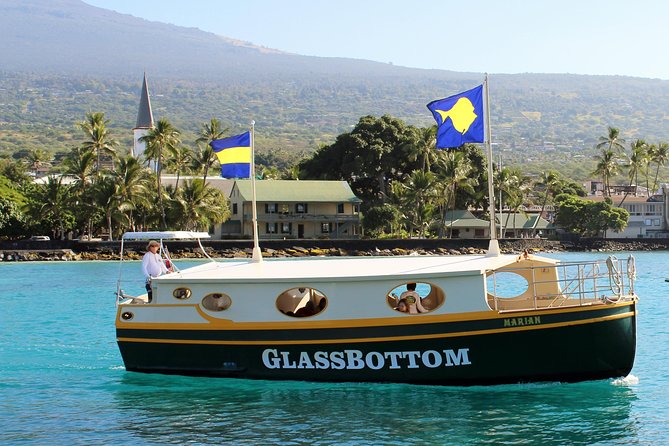 Glass-Bottom Boat Reef Tour - Getting to Kailua Pier and boarding the 36-foot boat