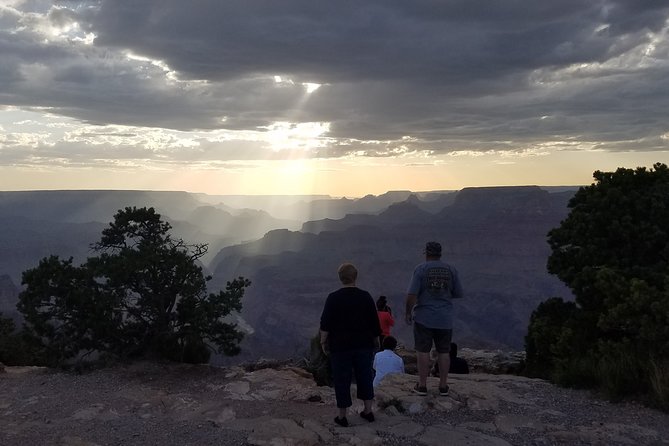 Grand Canyon Tour from Flagstaff - What the guides bring: geology, plants, animals, and human history