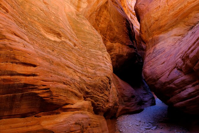 Great Chamber/Peekaboo Slot Canyon UTV Tour 4hrs - Peekaboo Slot Canyon: the half-mile walk you’ll remember