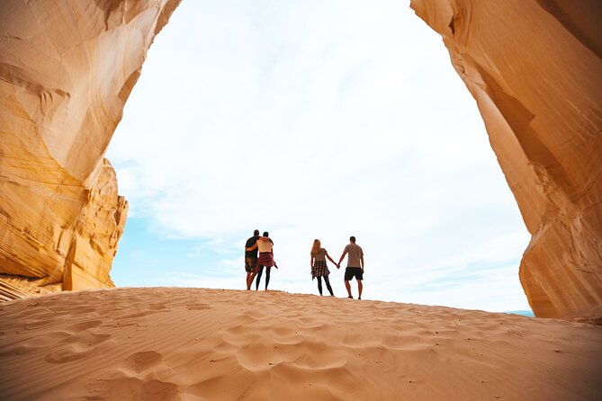 Great Chamber/Peekaboo Slot Canyon UTV Tour 4hrs - Moqui Cave start point: your meeting anchor in Kanab