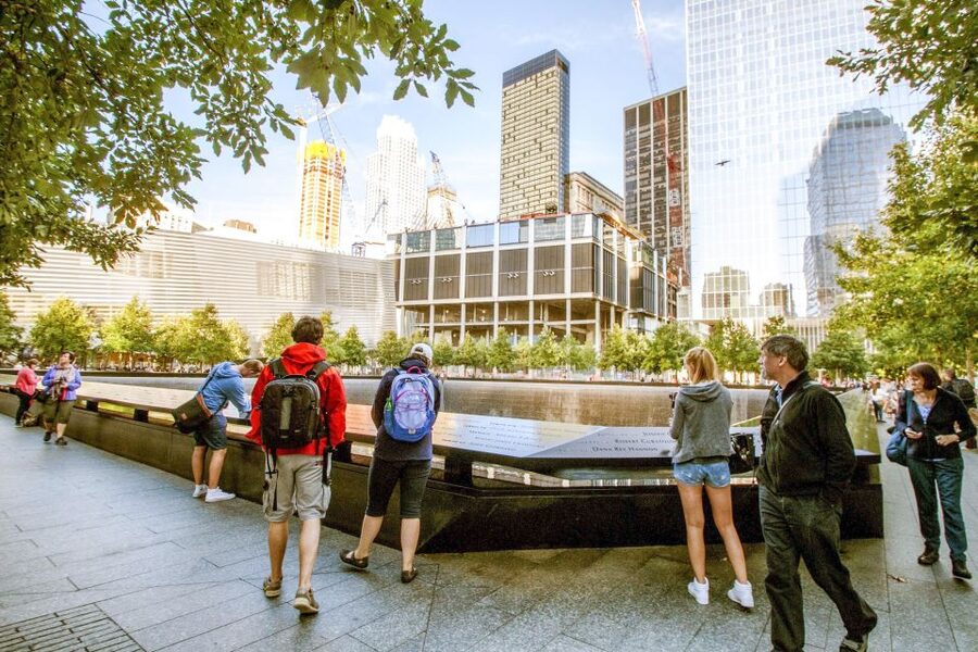 Ground Zero 9/11 Memorial Tour & Optional 9/11 Museum Ticket - St. Paul’s Chapel and the Area Beyond the Pools