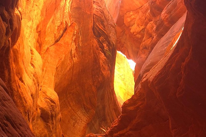 Guided Hike through Peek-a-Boo Slot Canyon (Small Group) - Where you start in Kanab, and what the timing really means