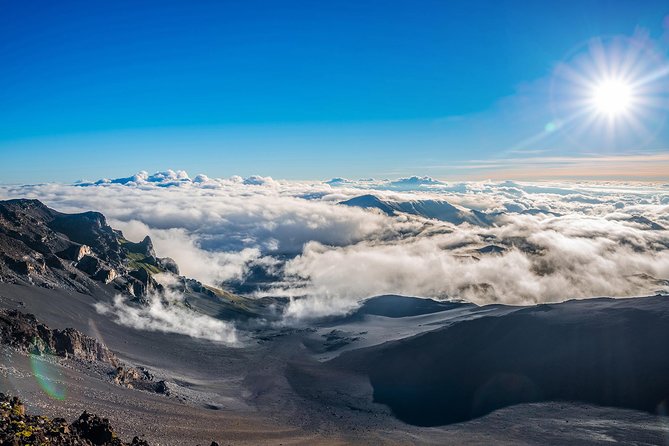 Haleakala Sunrise Tour with Breakfast and West Side Pickup - Breakfast at Maui Tropical Plantation, plus a real post-sunrise reset