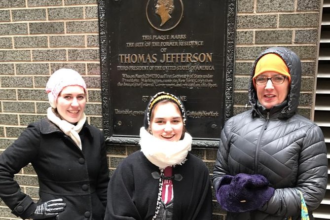 Hamilton Musical Themed Guided Walking Tour - Hamilton on the Move, With an Ear Device That Actually Works