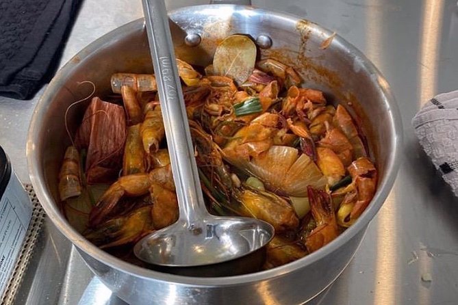 Hands-on Cajun Roux Cooking Class in New Orleans - Bananas Foster: The Dessert Finale That Feels Like a Party