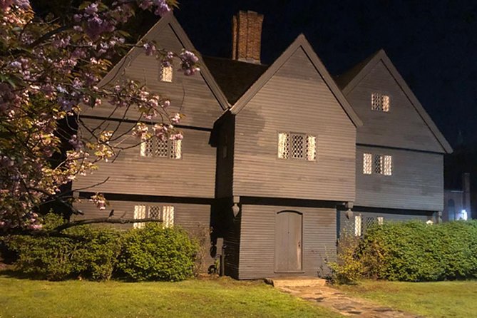 Haunted Footsteps Best Ghost & Paranormal Salem Tour - Price and what you actually get for $30