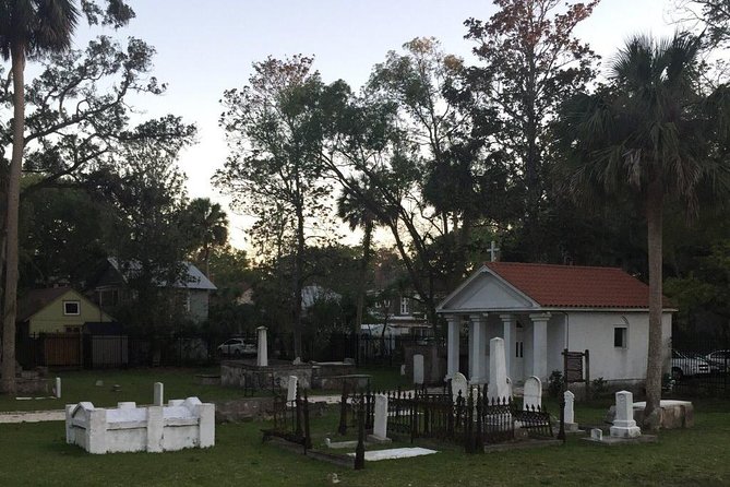 Haunted Trolley Tour of St Augustine - Hearing the Stories and Getting Better Night Photos
