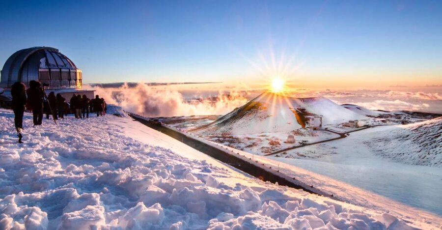 Hawaii’s GOAT Experience: Mauna Kea Summit, Sunset & Stars - Stop at Mauna Kea: sunset first, then the sky takes over
