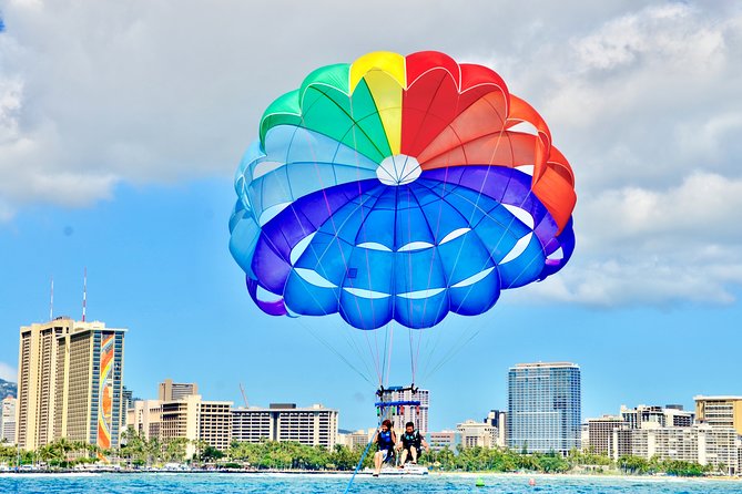 Hawaiian Parasail Since 1977 - Meeting at Ala Moana, getting to the water without stress