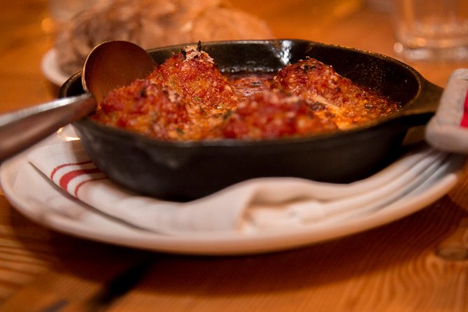 Healdsburg Small-Group Food and Wine Walking Tour - The Six-Person Group and 10:30 Start That Keep Things Easy