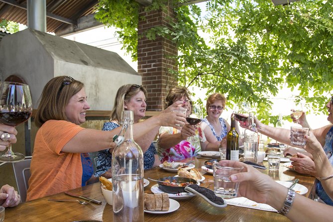 Healdsburg Small-Group Food and Wine Walking Tour - Stop-by-Stop: What You Taste, What You Learn, and What to Watch For