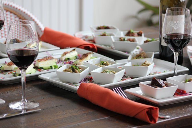 Healdsburg Wine and Food Pairing Guided Walking Tour - Key Things You Will Notice Right Away