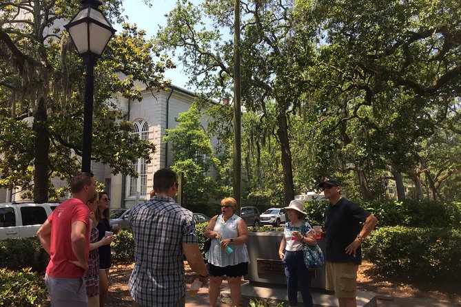 Heart of Savannah History Walking Tour - 2hr - Juliette Gordon Low Birthplace, founder story without the fuss