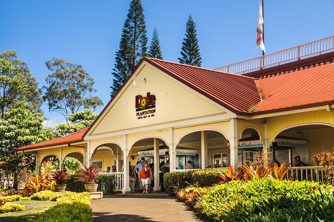 Hidden Gems of Oahu Circle Island Tour with Byodo In Temple - Kona coffee, macadamias, and the North Shore lunch choice