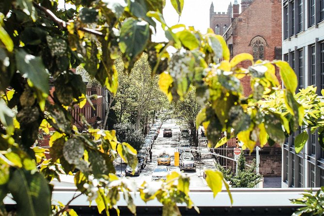 High Line and Chelsea Small Group Tour - How a 9:30am small-group tour keeps NYC simple