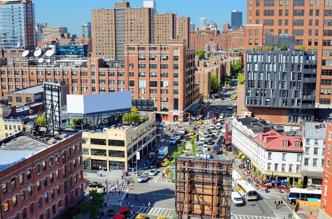 High Line and Chelsea Small Group Tour - Chelsea Market: the best place to meet your bearings