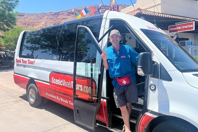 HIGHLY RATED Arches National Park Sightseeing Tour From Moab Utah - How the Glass-Roof Van Changes Arches Day