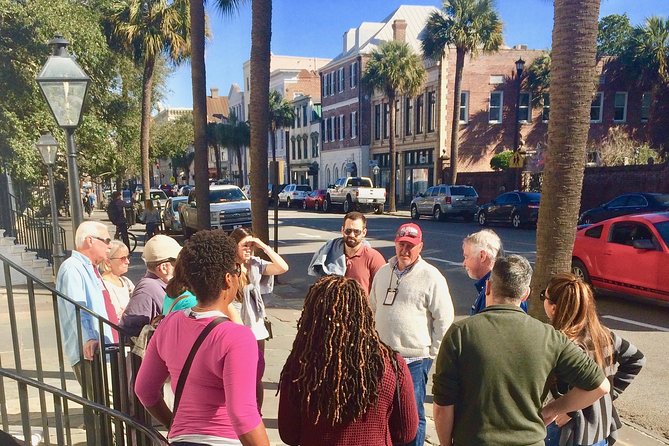 Historic Charleston Guided Sightseeing Walking Tour - Price and value: what $30 buys you in real time