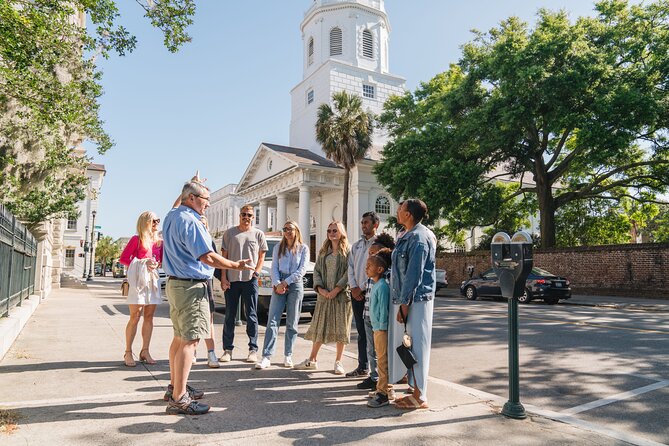 Historic Charleston Walking Tour: Rainbow Row, Churches, and More - Antebellum Mansions and Charleston Single Houses: Reading the Architecture